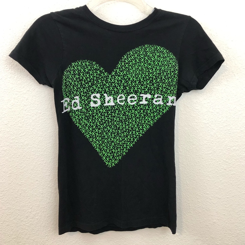 Ed Sheeran black fitted multiply band tee